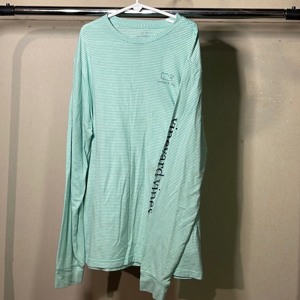 Vineyard vines Edgar town tshirt kids 16/L